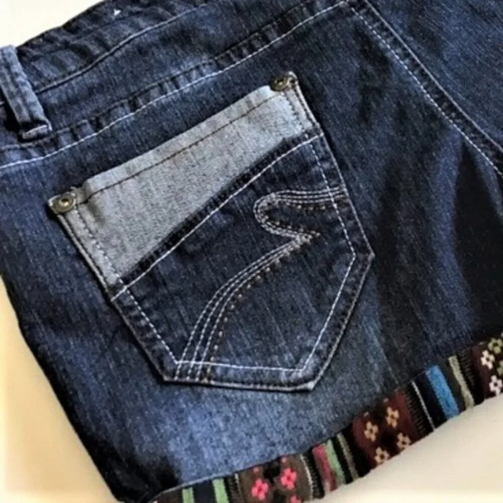 BOHO O.S.C. DARK WASH DENIM SHORTS - JUNIORS SIZE 9